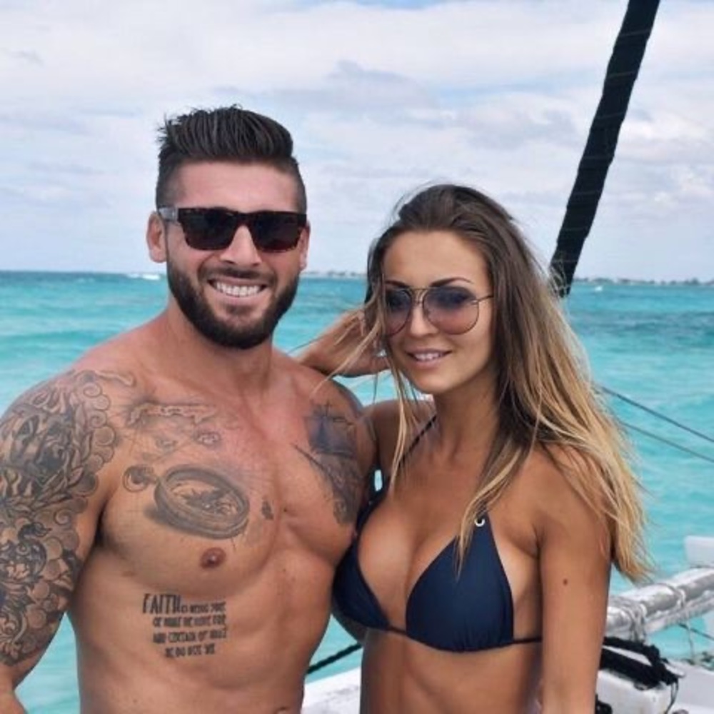 Meet your Posher, Victoria